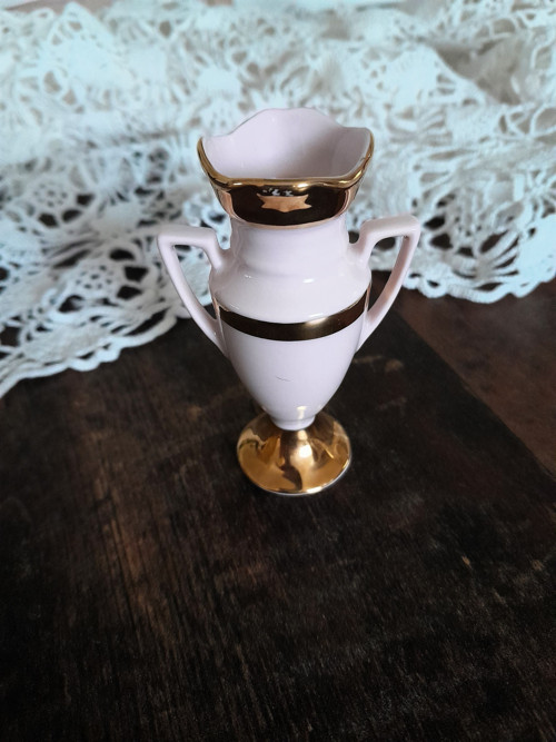 Retro karafa.....růžový porcelán
