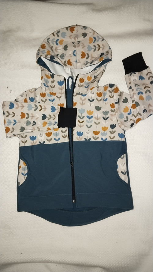 Softshellová bunda vel.104