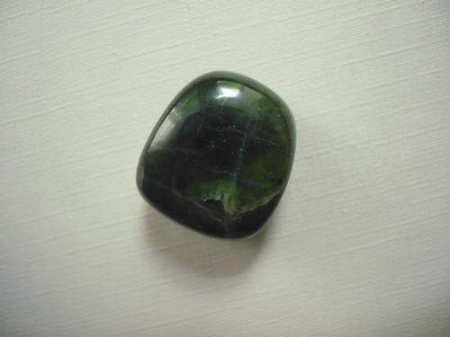 Troml. kámen – nefrit 21 mm, č.7