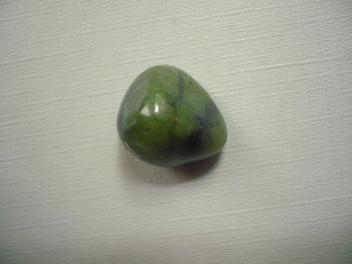 Troml. kámen – nefrit 17 mm, č.83
