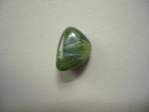Troml. kámen – nefrit 17 mm, č.84