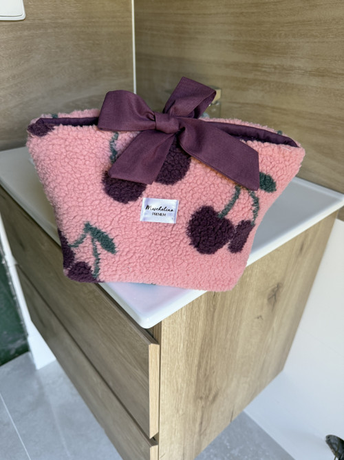 Kosmetický košíček CHERRY — foto 1