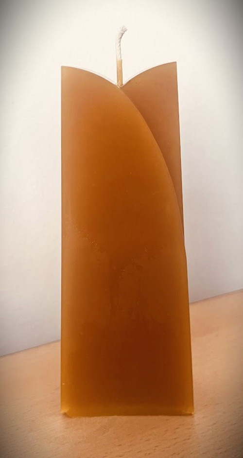 Svíčka ze včelího vosku