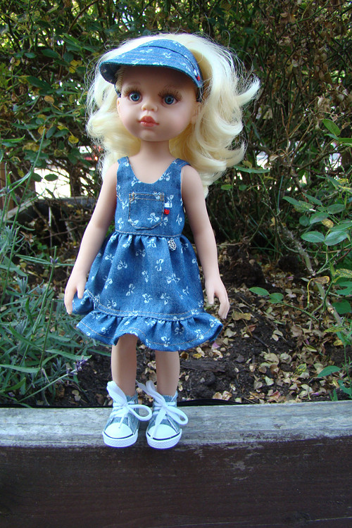 Paola Reina 32 cm- riflové šaty (mašličky)