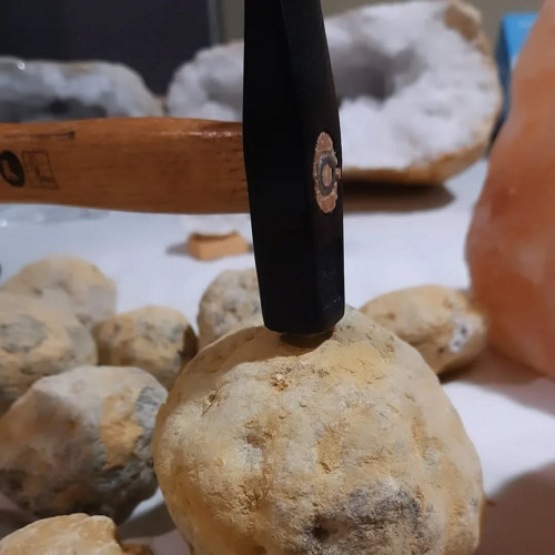 Křišťálové geody - plné pecky na roztluk