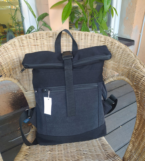 Recy-batoh z rifloviny /černý/