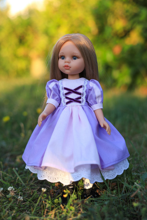 Šaty ve stylu princezny pro Paola Reina 32 cm