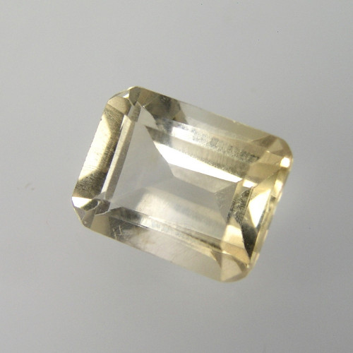 Broušený přírodní Citrín, 1,99 ct., 8,8x6,7x4,6 mm