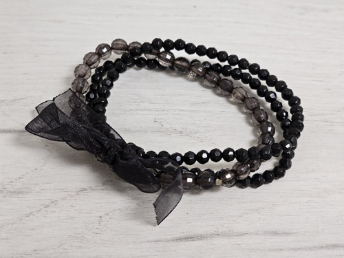 Náramky Black — foto 1