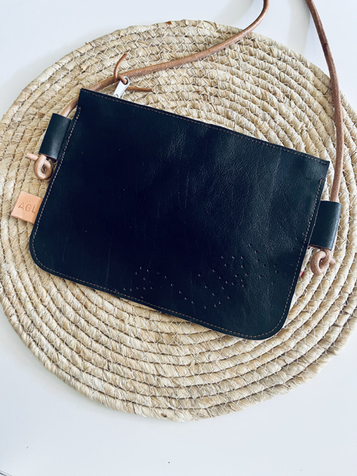 Kožená taštička crossbody vlna čokoládová