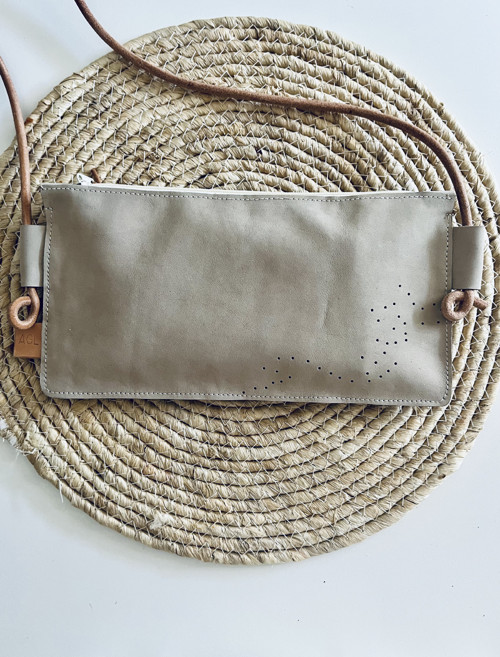 Kožená taštička crossbody vlna velur