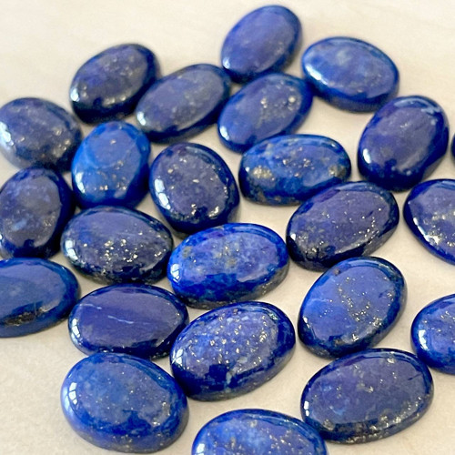 Lapis Lazuli kabošon ovál / 14x10 mm