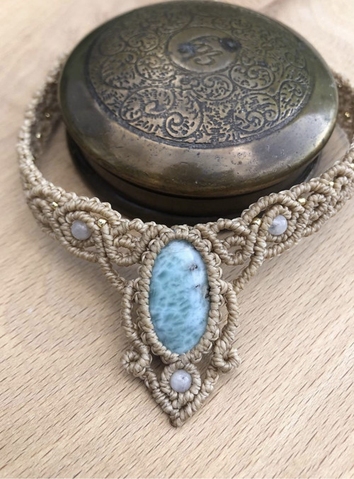 Larimar a mesačný kameň makramé choker