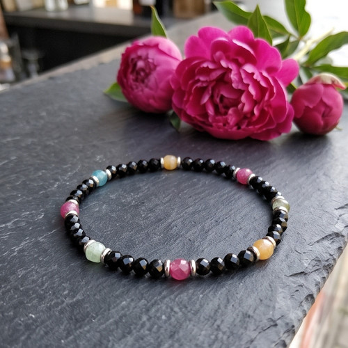 Minerální náramek /brouš.spinel + turmalín /0,4
