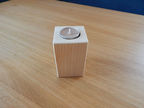 Dřevěný svícen 10 cm smrk