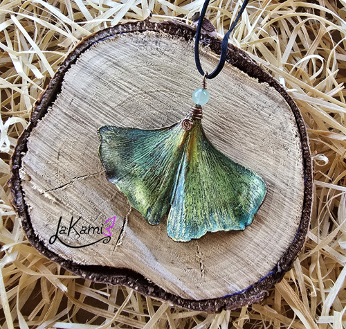 Jinan dvoulaločný (Ginkgo biloba) s avanturínem