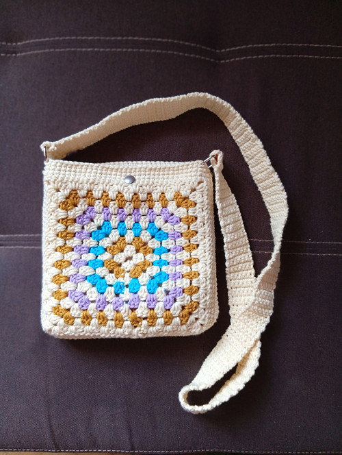 Háčkovaná kabelka crossbody