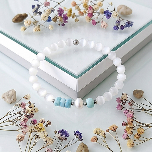 Minerální náramek/ selenit + larimar + perla/ 0,4