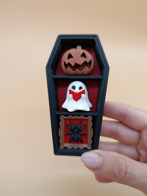 Halloweenský klikač – rakev s dýní