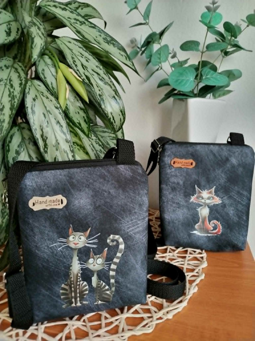 Malá crossbody kabelka