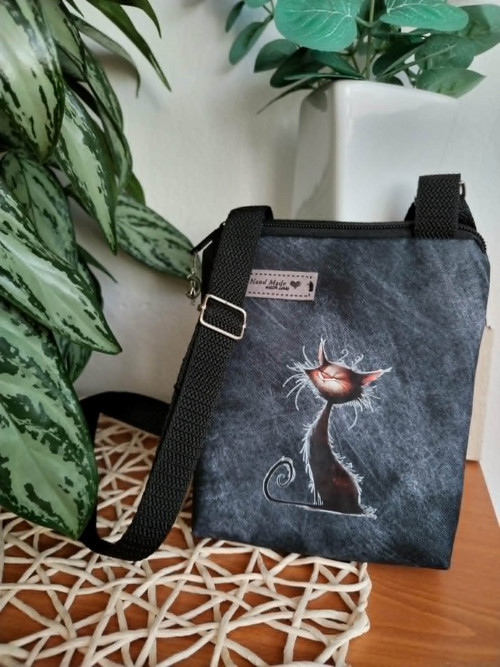 Malá crossbody kabelka
