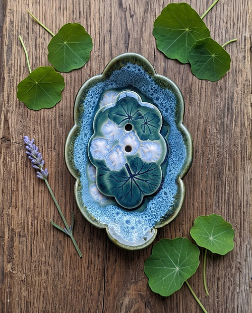 Keramická mýdlenka Pelargonie — foto 1