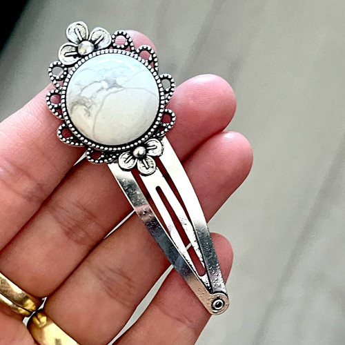 Velká vintage spona s magnezitem E068