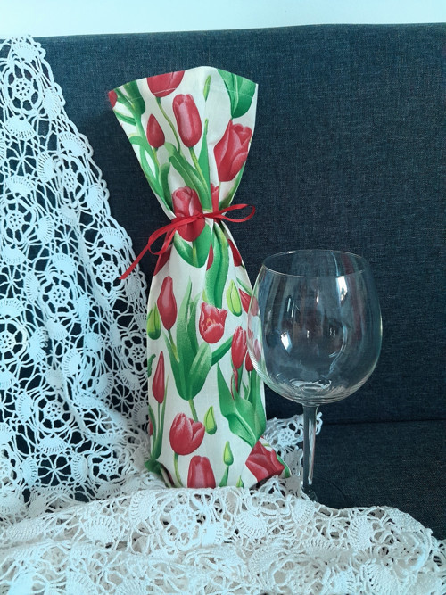 Na tekutý dárek......tulipánkový — foto 1