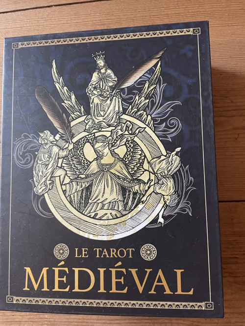 Středověký tarot — foto 1