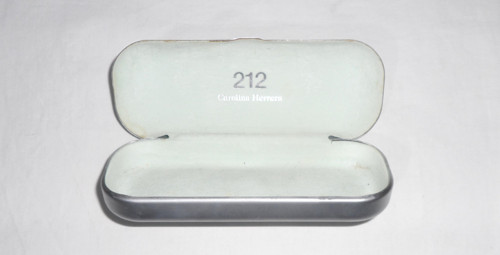 Kovové POUZDRO • 212 Carolina Herrera