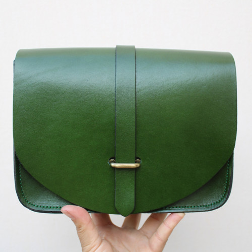 Dámská kožená crossbody kabelka KEA – lesní zelená