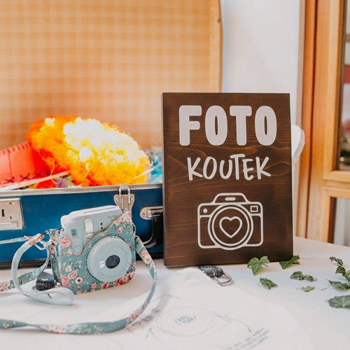Dřevěná svatební cedulka Fotokoutek