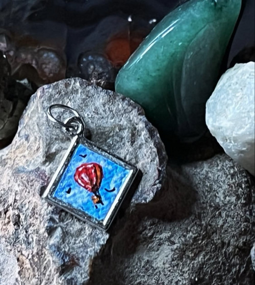 Šperk s ručně malovaným obrazem - přívěsek 8x8 mm