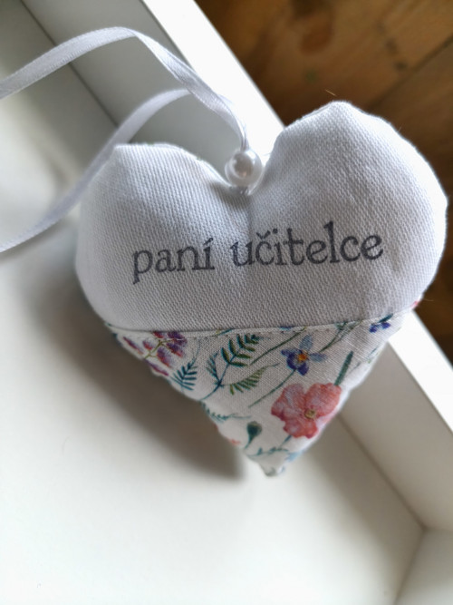 Srdíčko - paní učitelce