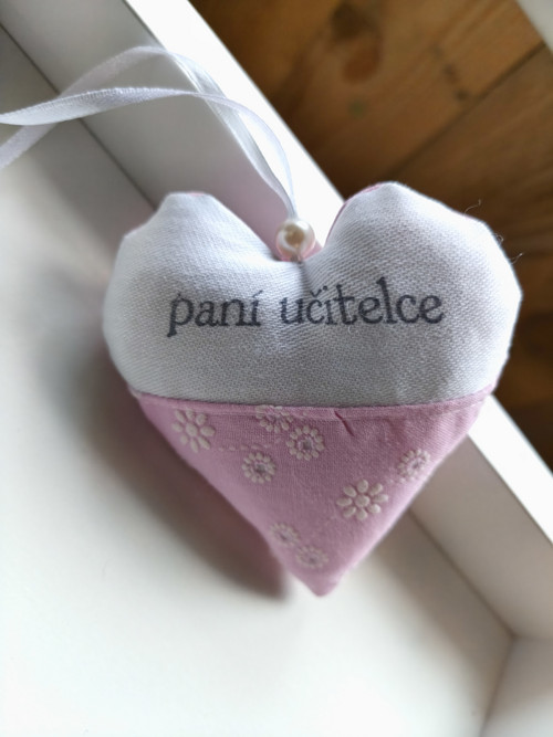Srdíčko - paní učitelce