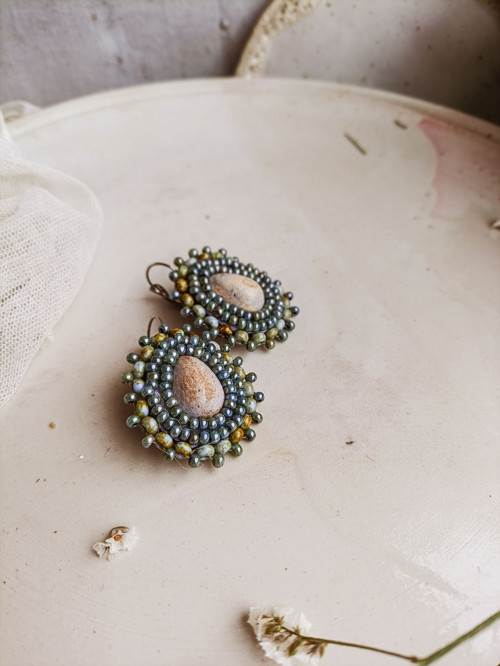 Pottery Drops n.28 - vyšívané náušnice