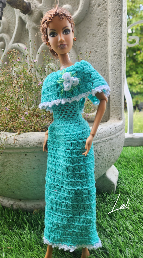 Háčkované šatičky pro Barbie 6.