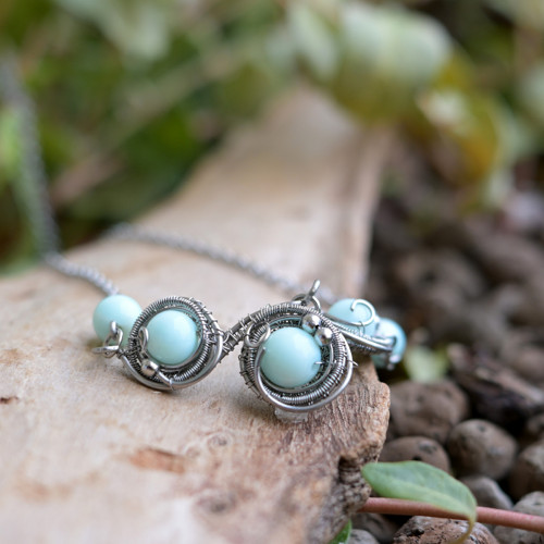 Náhrdelník s modrým opálem wire wrapping