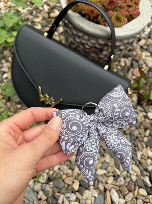 Bags charm / Klíčenka / přívěsek - mašlička malá