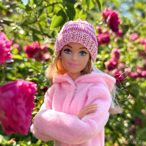 Pletená čepička pro Barbie - kombinace sv. růžová