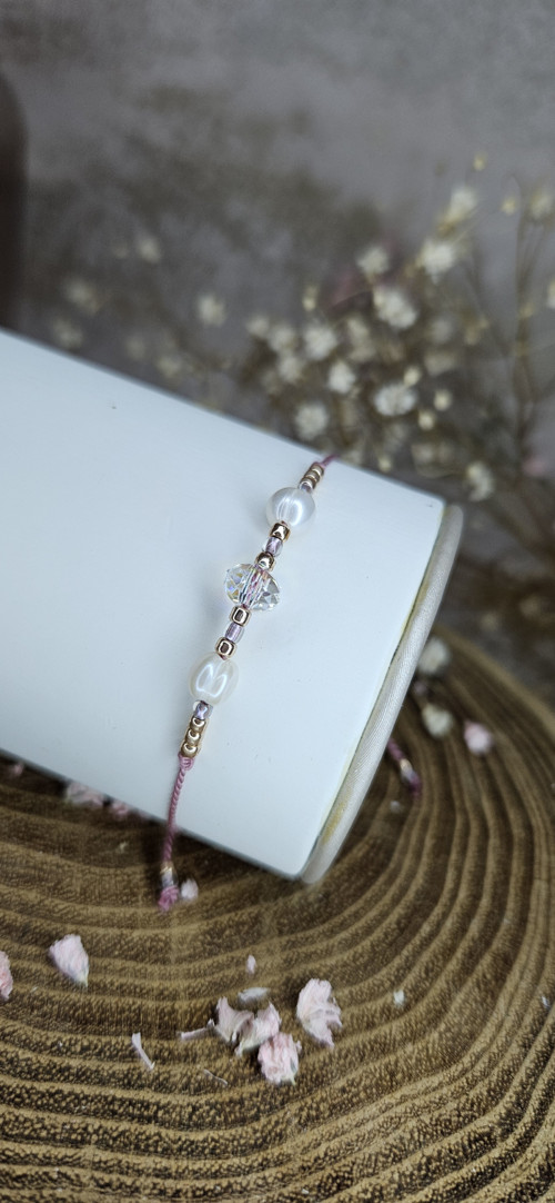 Náramek se SWAROVSKI a říčními perličkami