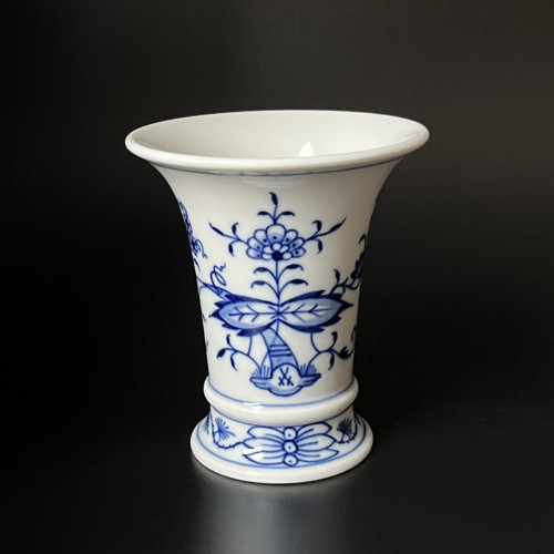 Míšeň Meissen Porcelánová váza 9.5 cm, Cibulak