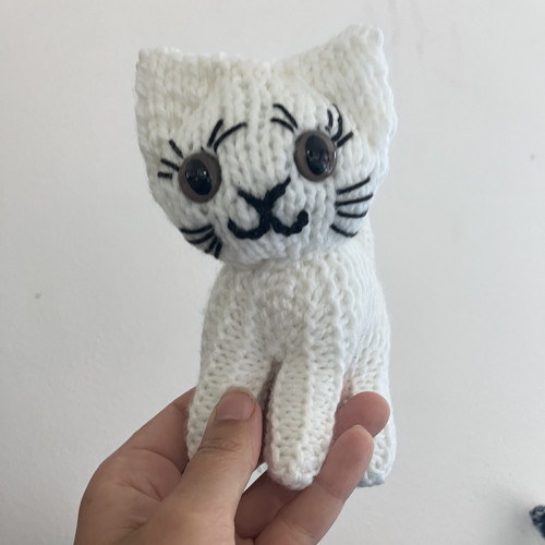 Kocourek Snížek 14 cm
