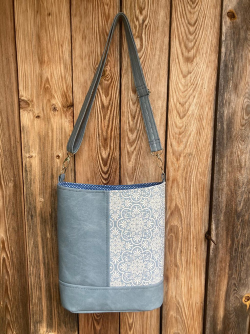 Crossbody kabelka