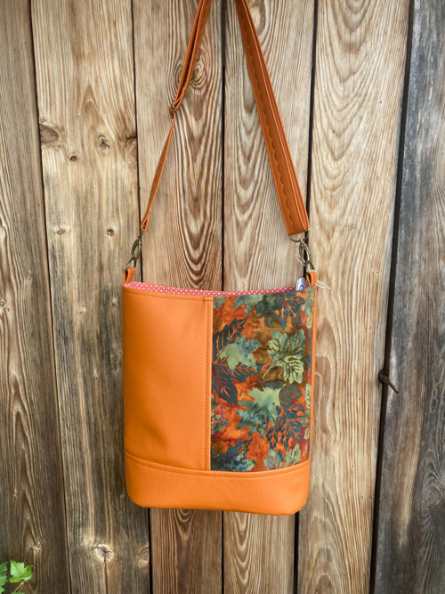 Crossbody kabelka