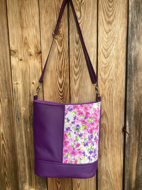 Crossbody kabelka