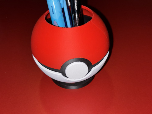 Pokéball stojánek na tužky a propisky