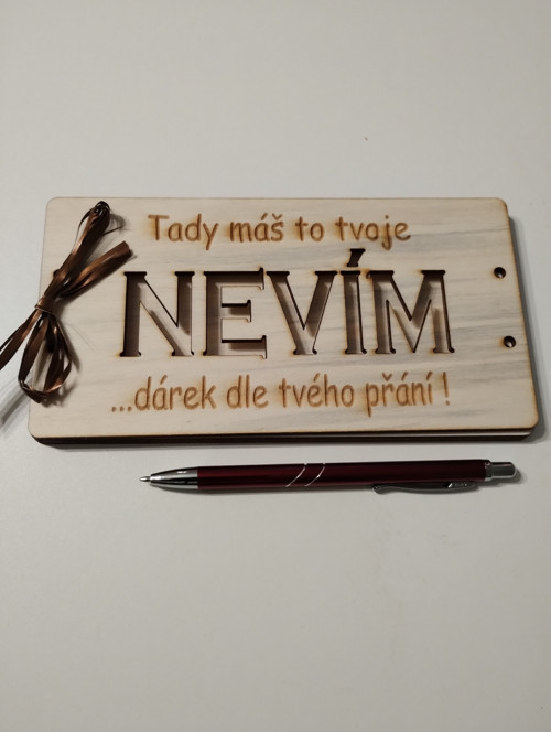 Dřevěná dárková obálka
