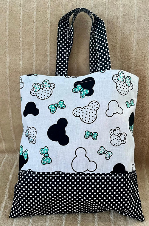 Minnie mint a černý puntík
