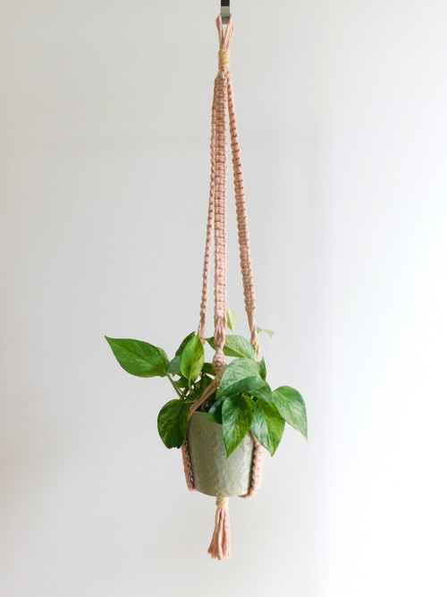 Macramé závěs na květináč “Rose”